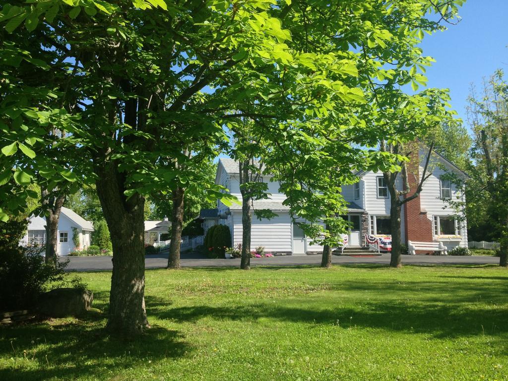 Lukans Farm Resort Hawley Exterior photo