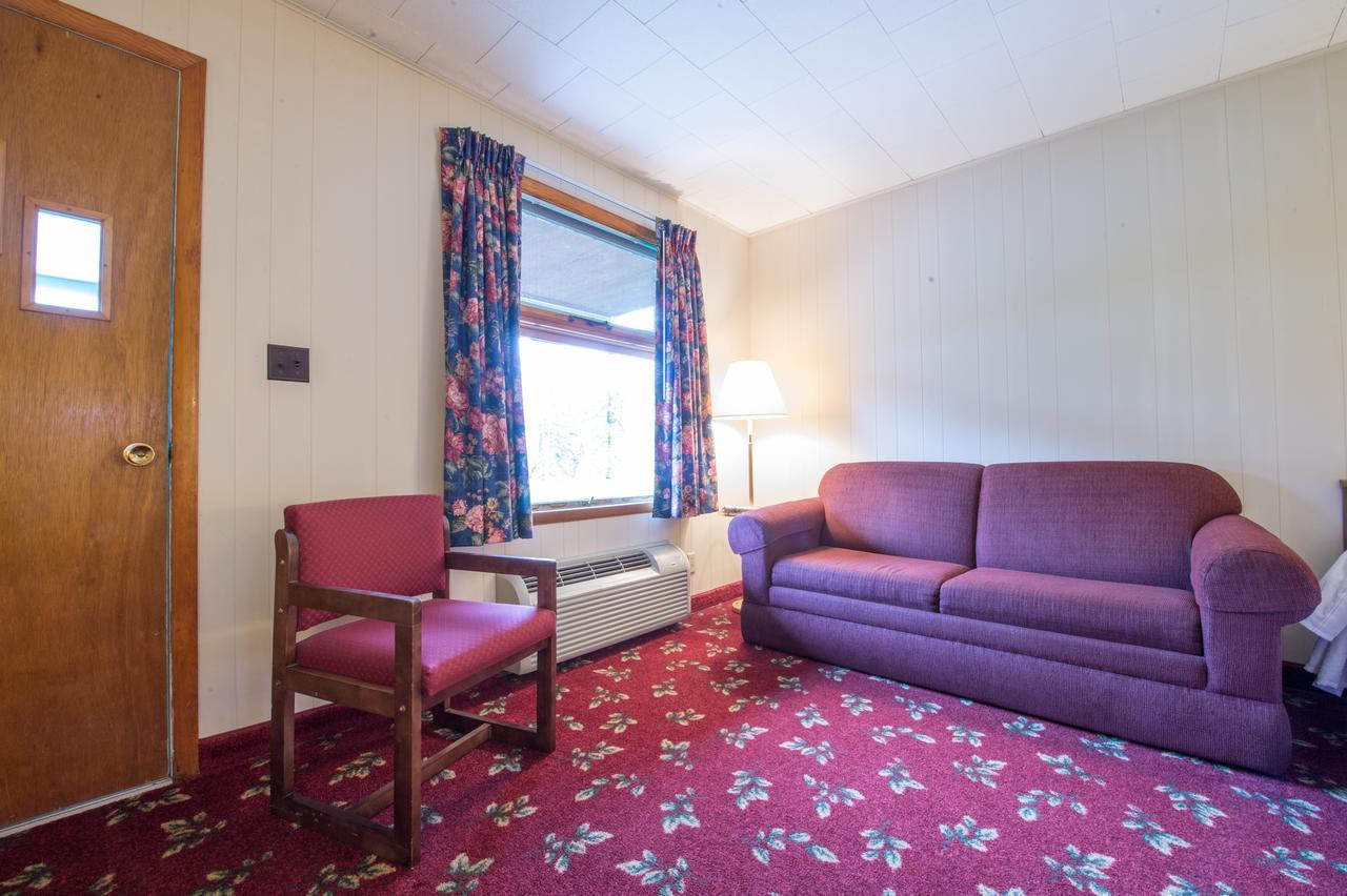 Lukans Farm Resort Hawley Exterior photo
