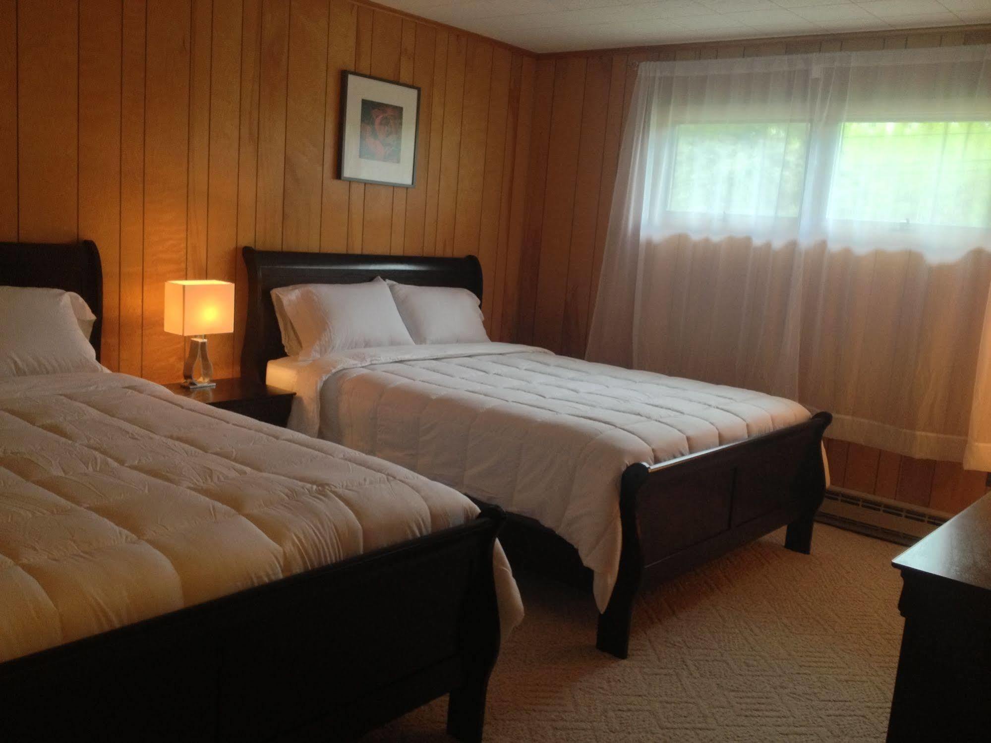 Lukans Farm Resort Hawley Exterior photo